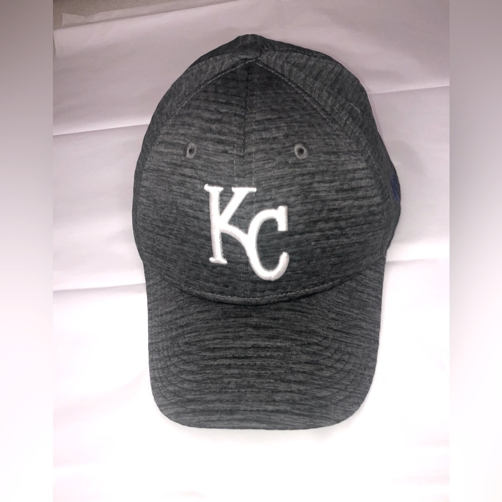 MLB Kansas City Royals 39thirty stretch baseball hat cap Charcoal gray M/L